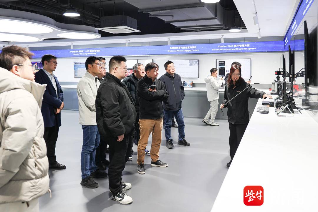 南京计算机学会数智化教育场景与人才培养主题沙龙成功举办(图5) 南京计算机学会数智化教育场景与人才培养主题沙龙成功举办(图5)